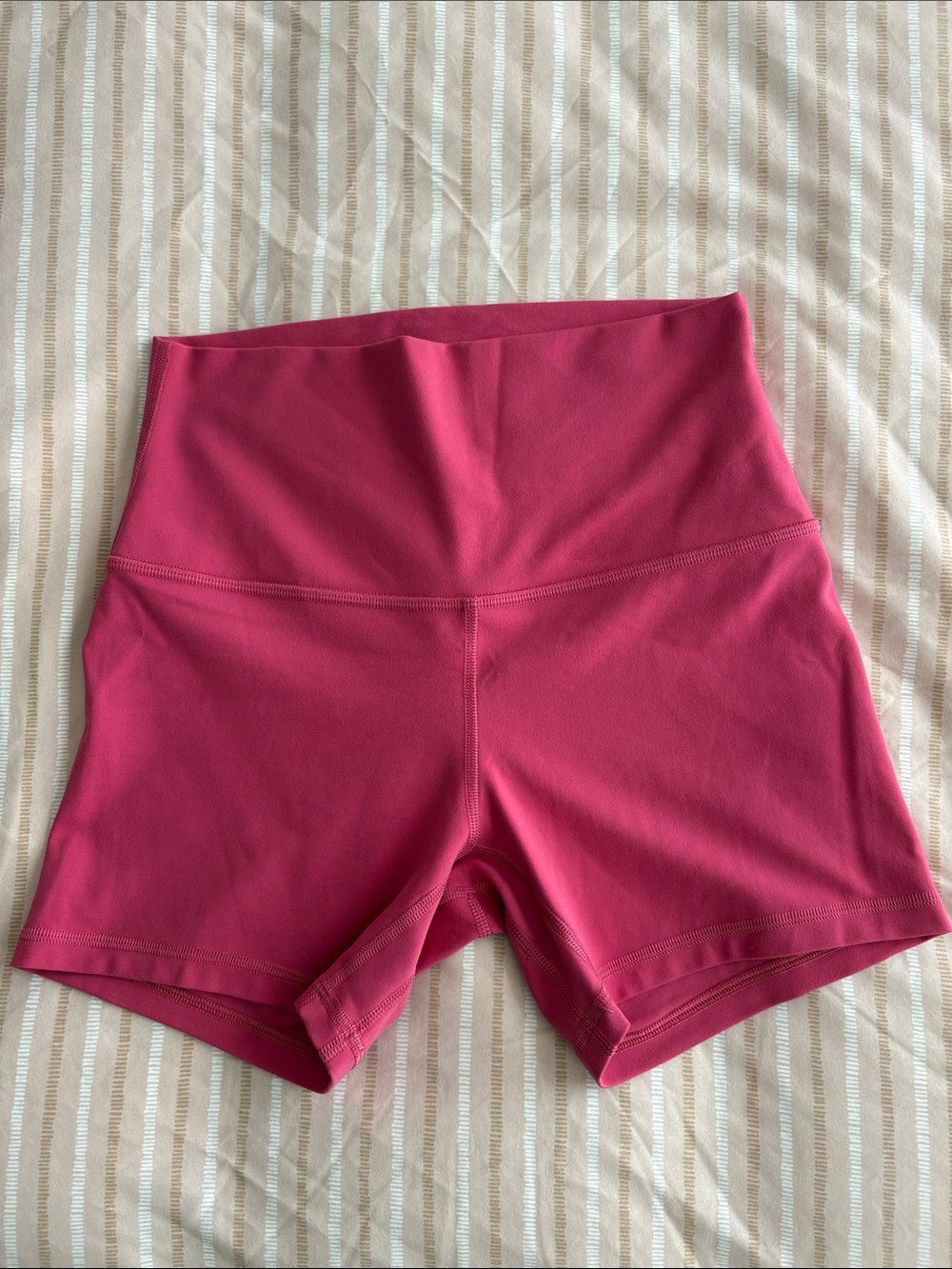 Lululemon High-Waist Align Pink Women’s Active Shorts
